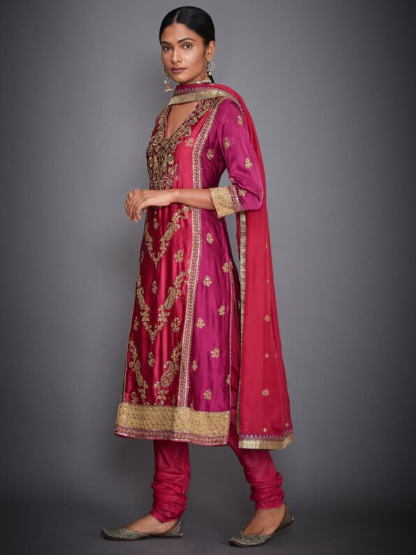 silk embroidered suit2